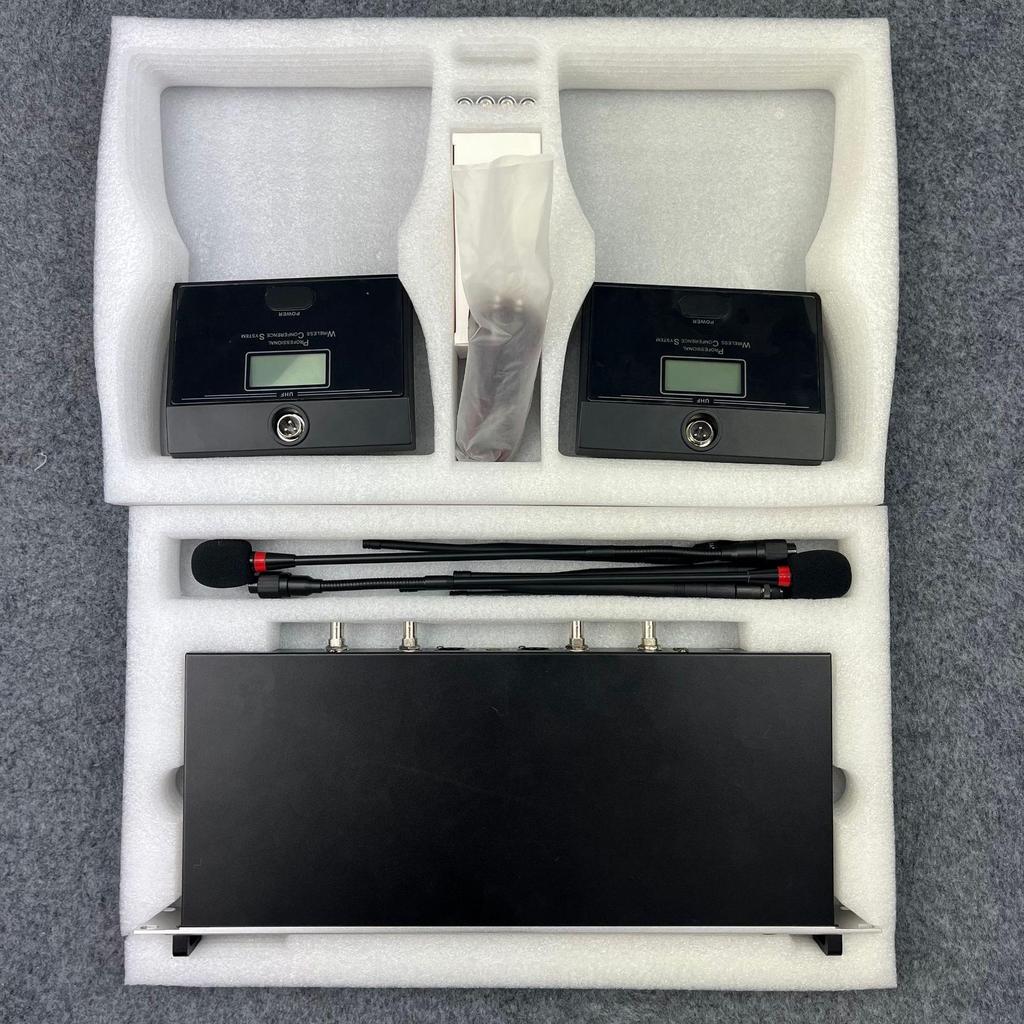 High-End U-Band Wireless Mic Set: Lavalier, Headset for Stage & Conference.