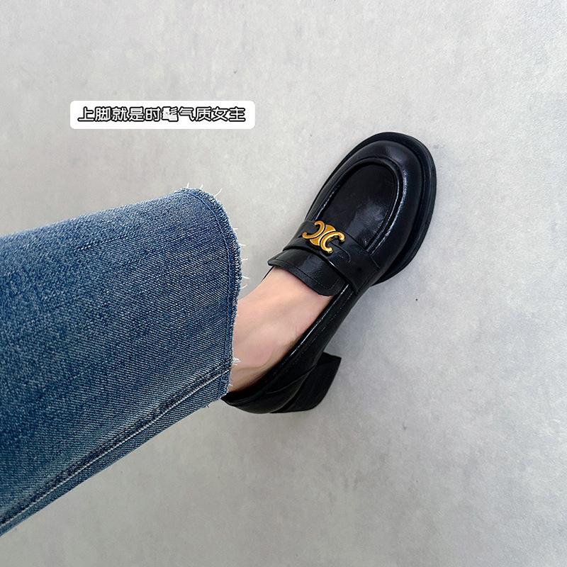 Cowhide Version _ Retro Thick Heel Loafers Women's Square Head Versatile Medium Heel Small Leather Shoes British Style One Pedal Single Shoes