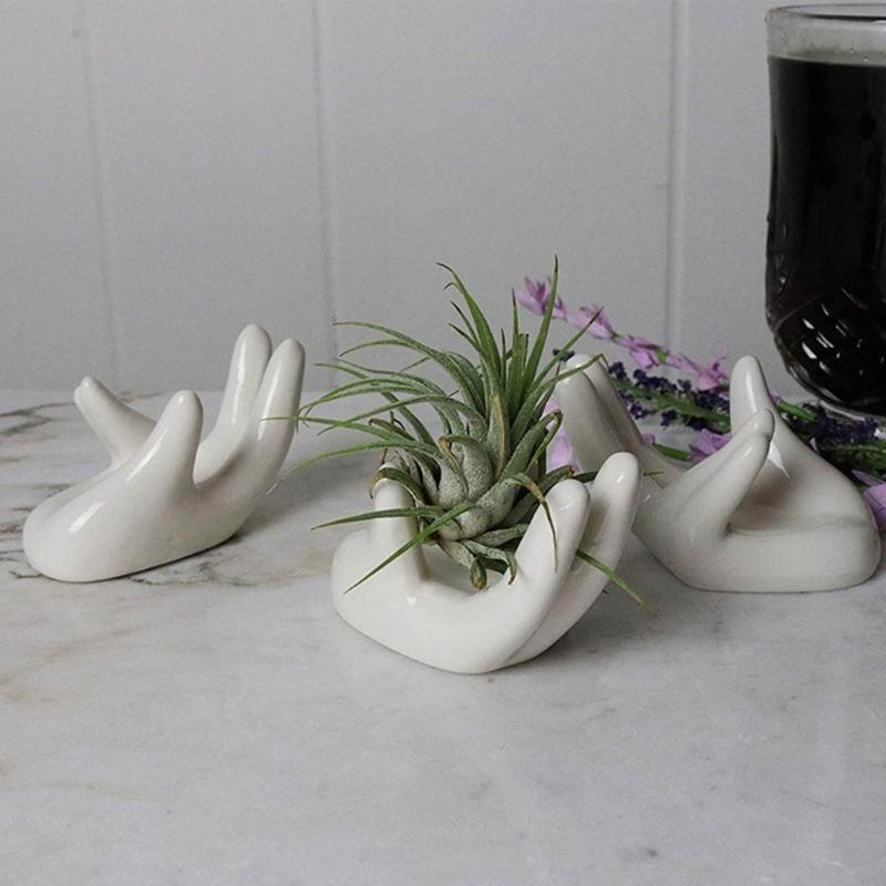 3Pcs Air Plant Holder Ceramics Airplants Holder Small Container Pots Hand Shape Office Desk Base Airplants Display Container