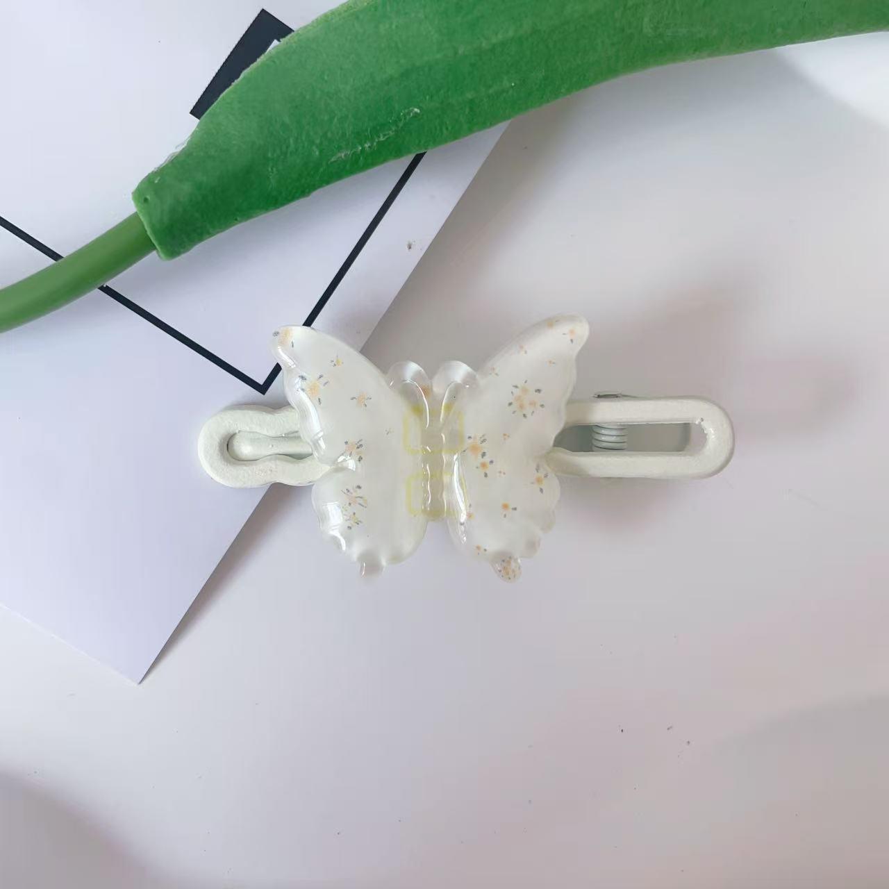 

Ice-Transparent Polka Dot Butterfly Hair Clip - Cute Side Clip for Bangs