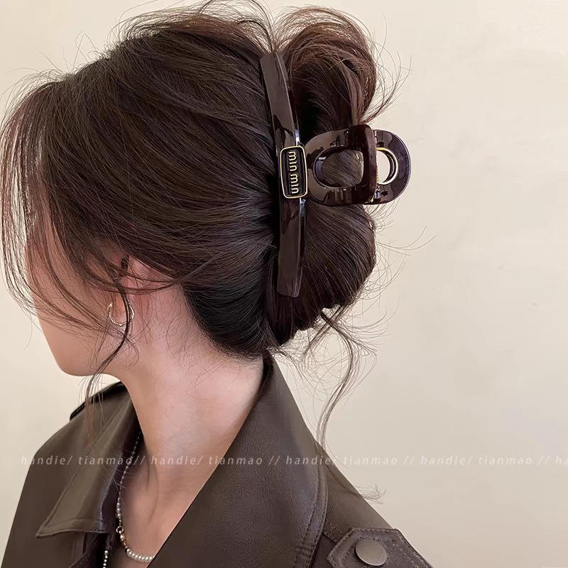 Elegant Large Hair Claw Clip for Thick Hair - High-End Korean Updo Shark Clip