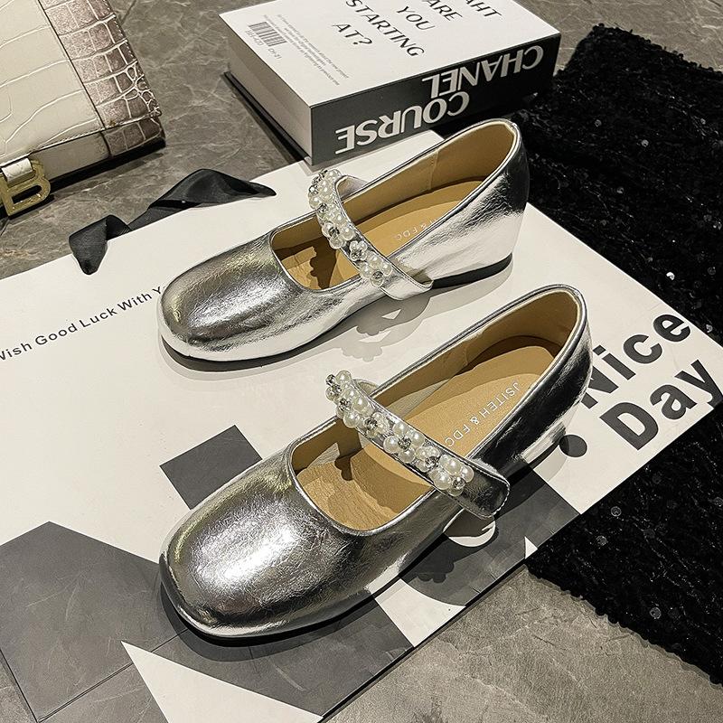 French flat-soled silver single shoes women's 2025 new summer skirt evening small leather shoes beautiful Mary Jane women's shoes