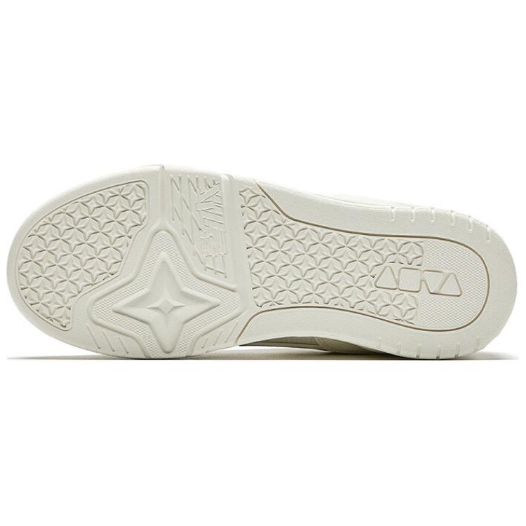 Anta Comfortable Versatile Lightweight Increased Height Low-Top Sneakers Women Sneakers Ivory-White 122518040-1