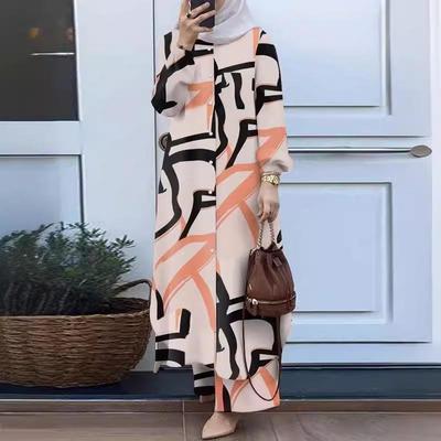 2024 Floral Print Two-Piece Muslim Women's Retro Long Shirt & Wide-Leg Pants Suit for Spring & Autumn