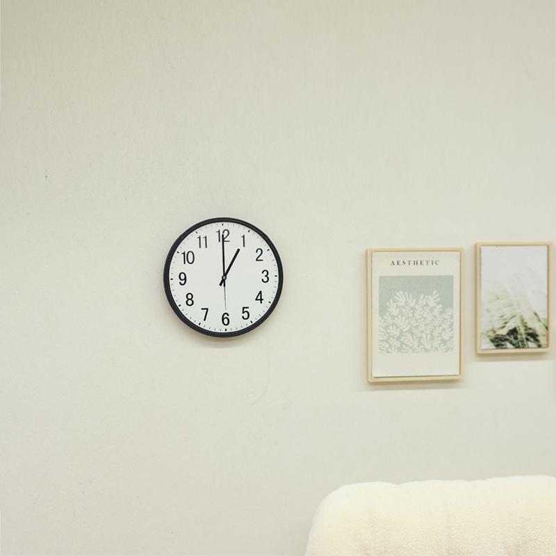 1Pcs Pretend Play Furniture Toy 1:12 Dollhouse Miniature Retro European Wall Clock Play Doll House Home Decor Accessories