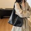 Large Capacity Retro Bag Women's Shoulder Bag Commuter Tote Bag