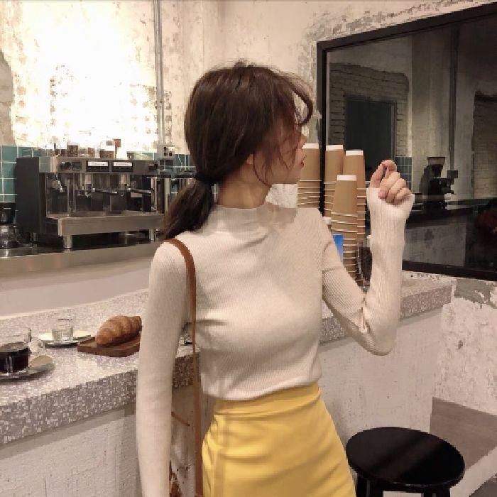 For Autumn and Winter, Wear A Fitted Long-sleeved Semi-high-neck Knitted Sweater As A Student Top