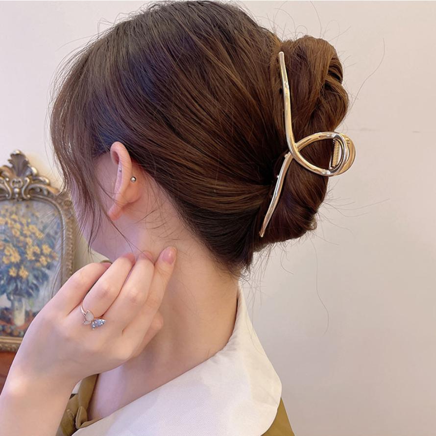 Elegant Gold Silver Hollow Geometric Metal Hair Claw For Women Long Thick Hair Holder Hair Claw Clip Fashion Hair Accessories