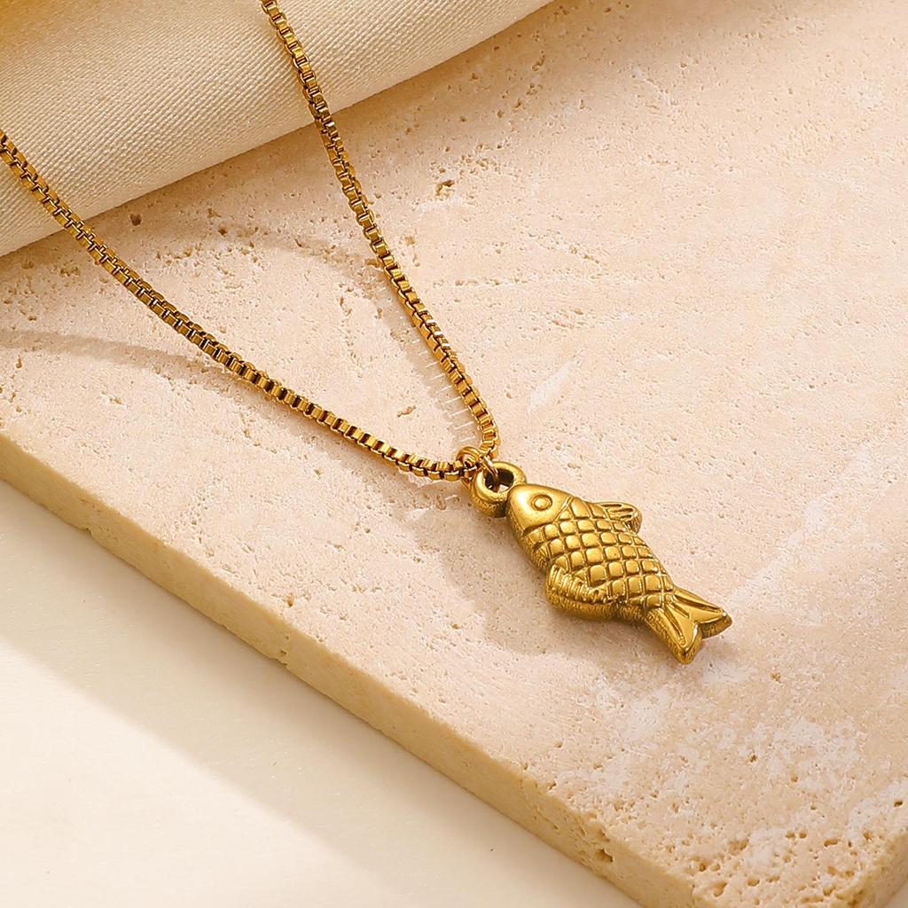 Mode Personnalisée Exquise Simplicité Acier Inoxydable Pendentif Poisson Collier Chaîne Clavicule