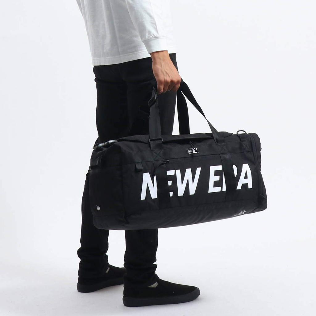 New Era Free Club Duffel Bag in Black with Side Logo (NELOGO WHI)