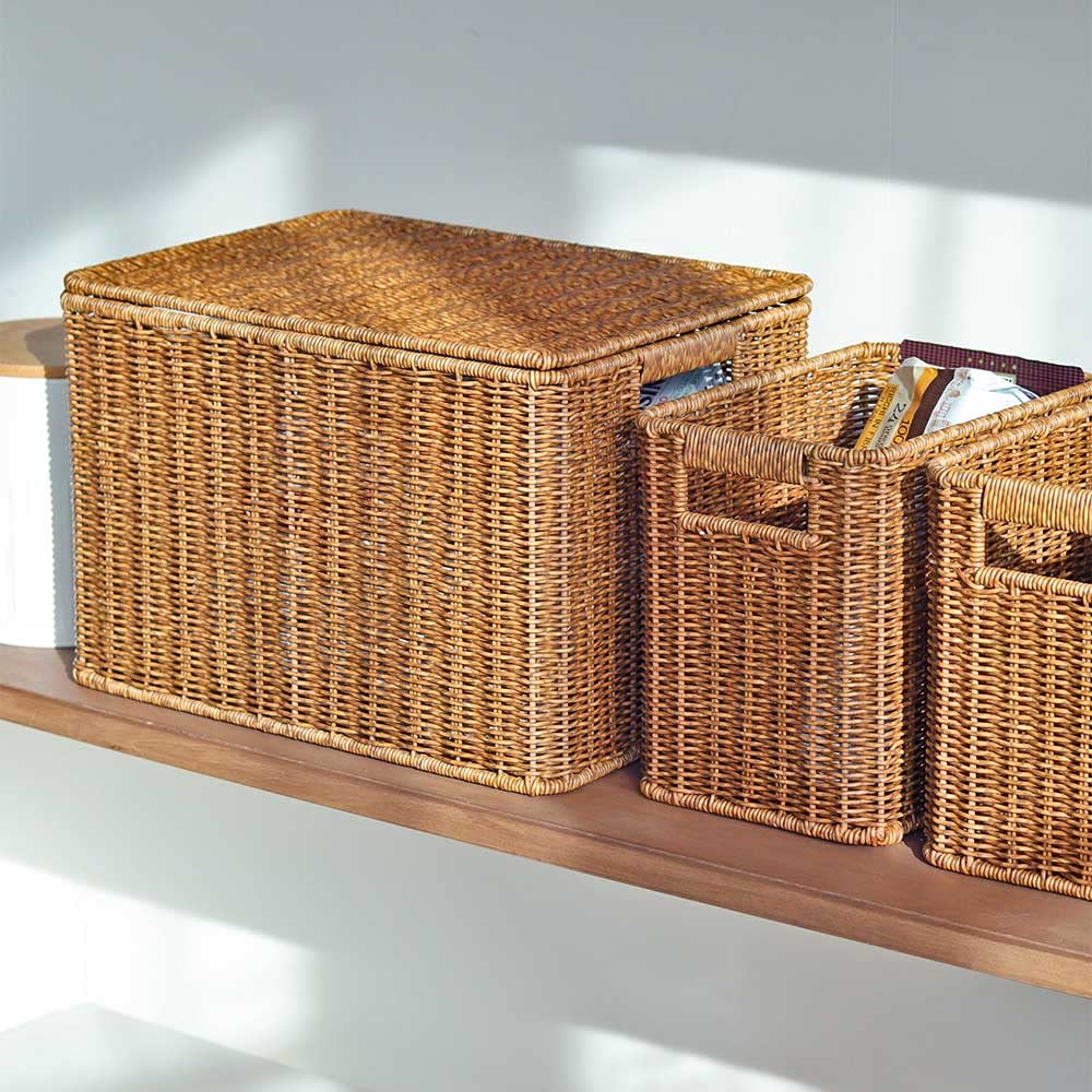 Enverheruck Small Wipe-Clean Storage Basket