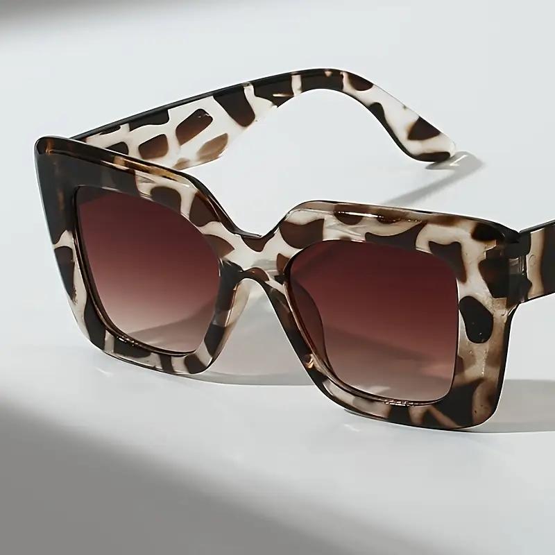 

1Pc Fashionable Avant-Garde Accessories Retro Large-Frame Glasses With Pc Lenses Suitable For Outdoor Sports Parties Beach