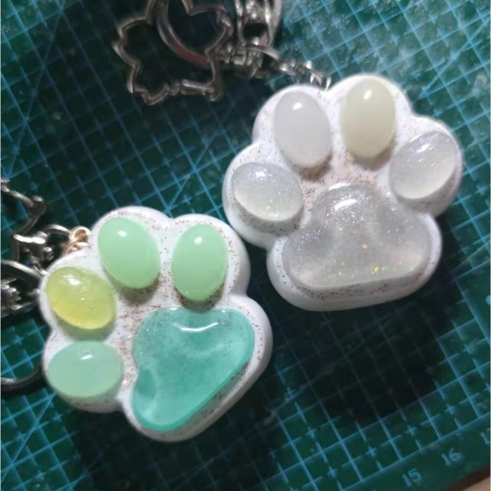 Cat Paw Pendant Silicone Mold Keychain Pendants Epoxy Resin Molds for DIY Epoxy Resin Crafting Mould Jewelry Making Crasfs