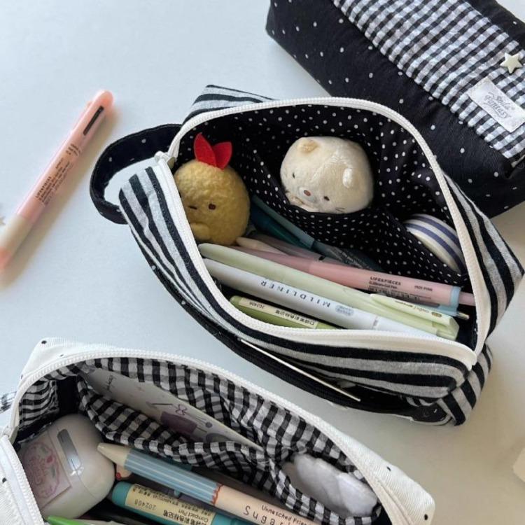 Trousers Casual Aestehtic cu Buline și Carouri Toc de Creioane Textură Albă Geantă de Pixuri Patchwork Creativ Suport de Pixuri Drăguț pentru Elevi Cutie de Rechizite