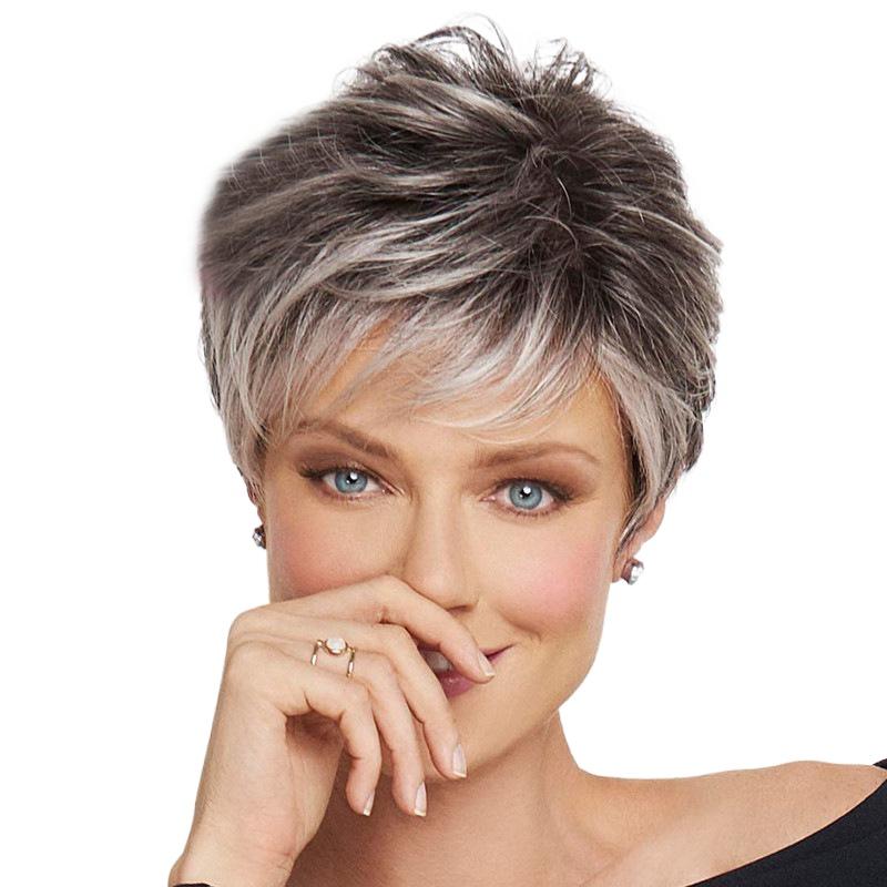 Dámské nadýchané krátké vlasy s přechodem