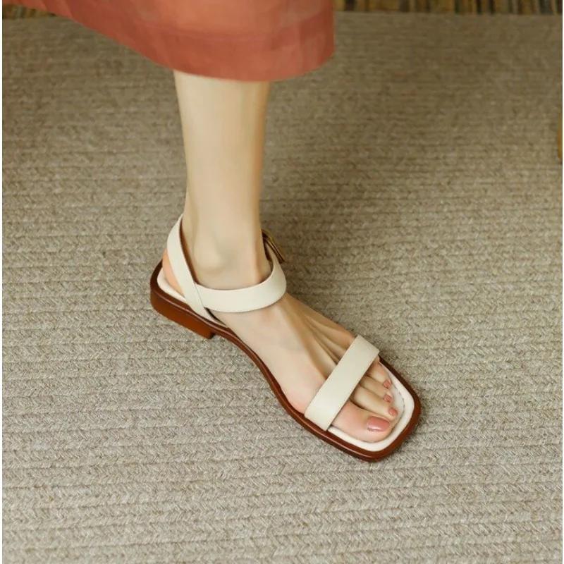 

Летние женские сандалии 2025 Низкий каблук Базовые Лаконичные Офисные Женские Повседневные Уличные Дизайнерские Туфли с ремешком на пятке femme sandalias planas 35