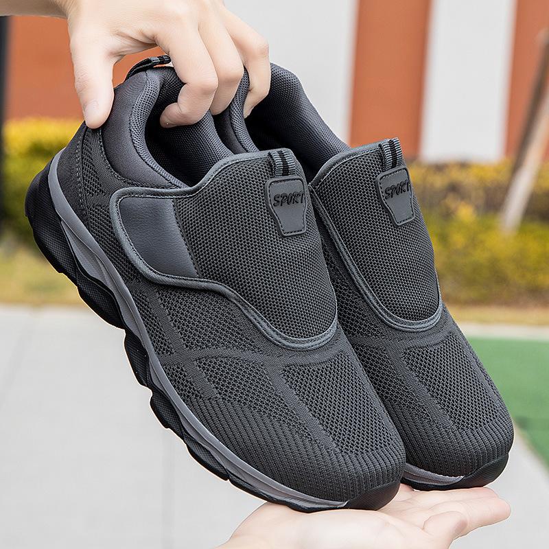 New large size four-season soft sole light and comfortable mesh breathable Velcro casual shoes