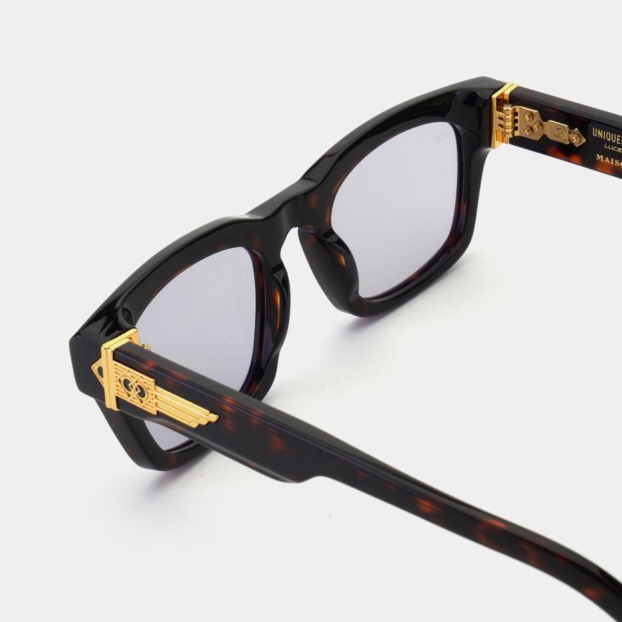 Yunikeudijainmillano The Clarity C24 (Maison Mavada Collaboration)