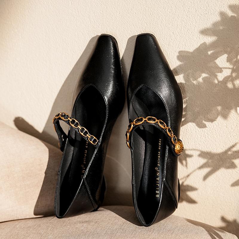 Sheepskin with retro Mary Jane shoes, women's head chain, flat-soled single shoes can be worn with two heels.