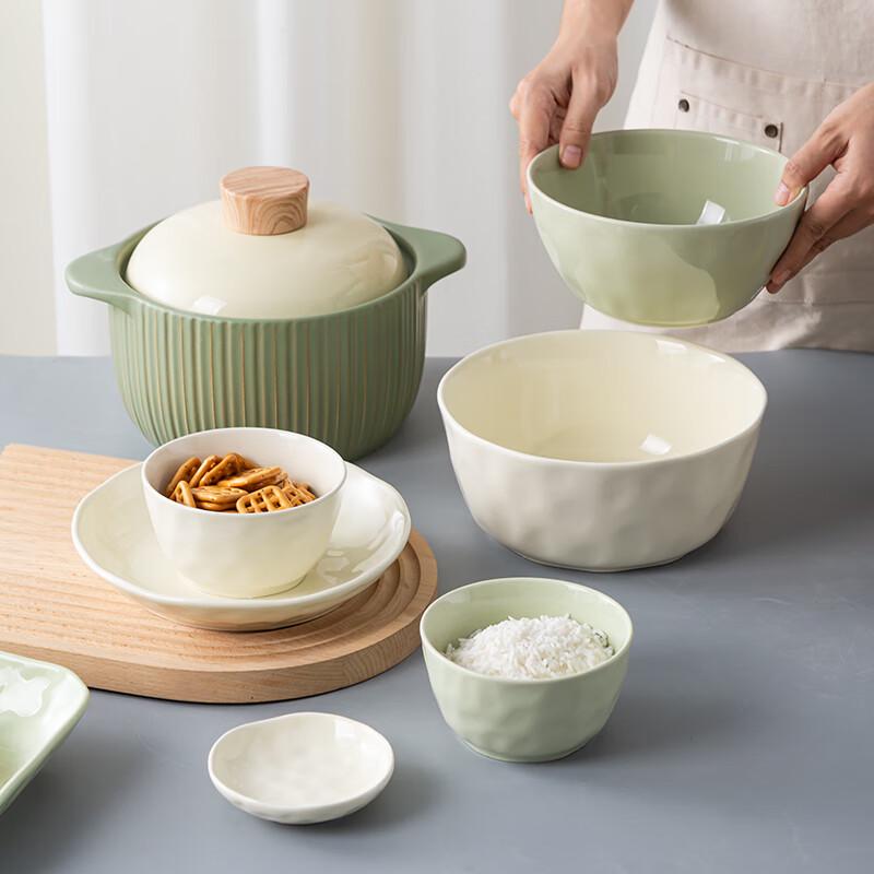NaJiang Cream Style Enamel Dinnerware Set