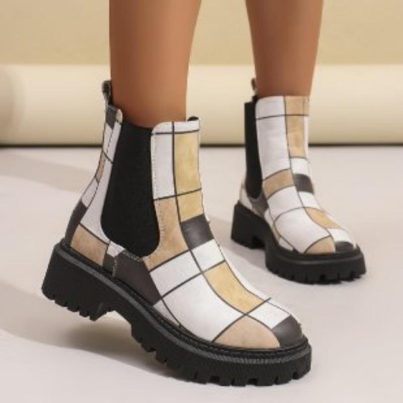 Autumn and winter new printed Martin boots large size wind casual fashion one-pedal women's boots
