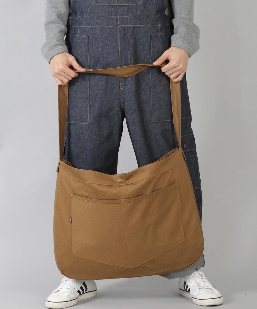 Saintcrew Round Volume Pentagon Pocket Crossbody Bag Rvp-150 Camel
