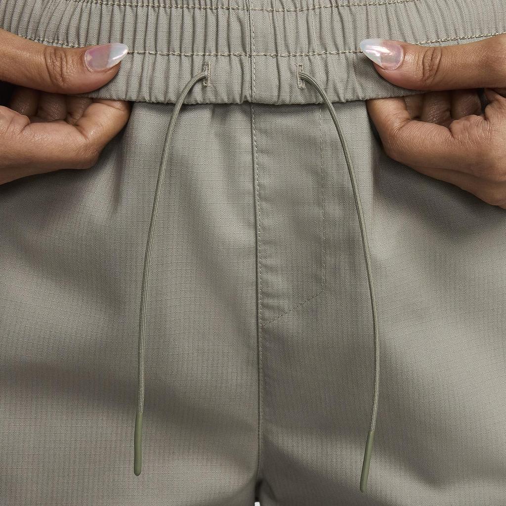 Nike Sportswear Everything Woven Loose Fit Solid Color Mid Rise Straight Leg Cargo Pants Women Pants Light-Army-Green FV7643-320