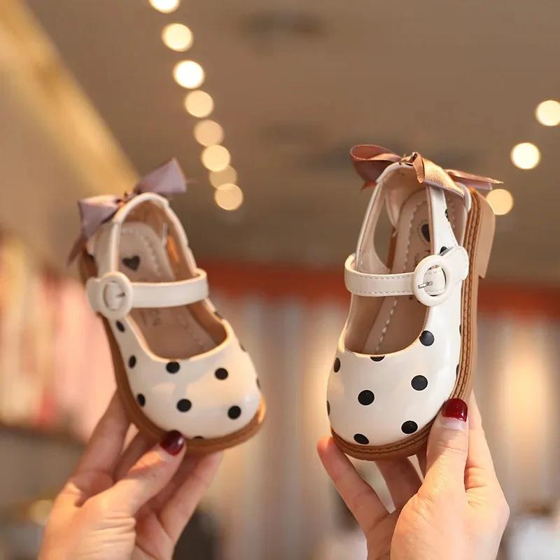 

Cute Polka Dot Butterfly Knot Baby Girl Shoes Spring New Style Hollow out Semi-Cool Children s Single Shoes Korean Version 24