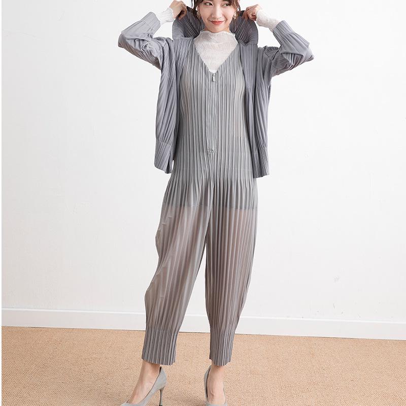 

Двусторонний женский комбинезон без рукавов с V-образным вырезом и плиссировкой - Повседневные брюки длиной девять точек для весны/лета One Size серый