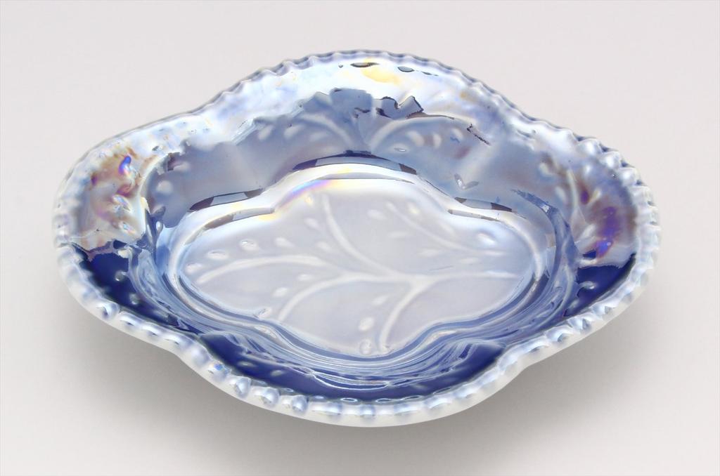 24to3 Nishitomi Ceramics (Nishitomi) Arita Ware, Tasei Kiln, Quince-Shaped Small Plate, Blue Blown Pearl