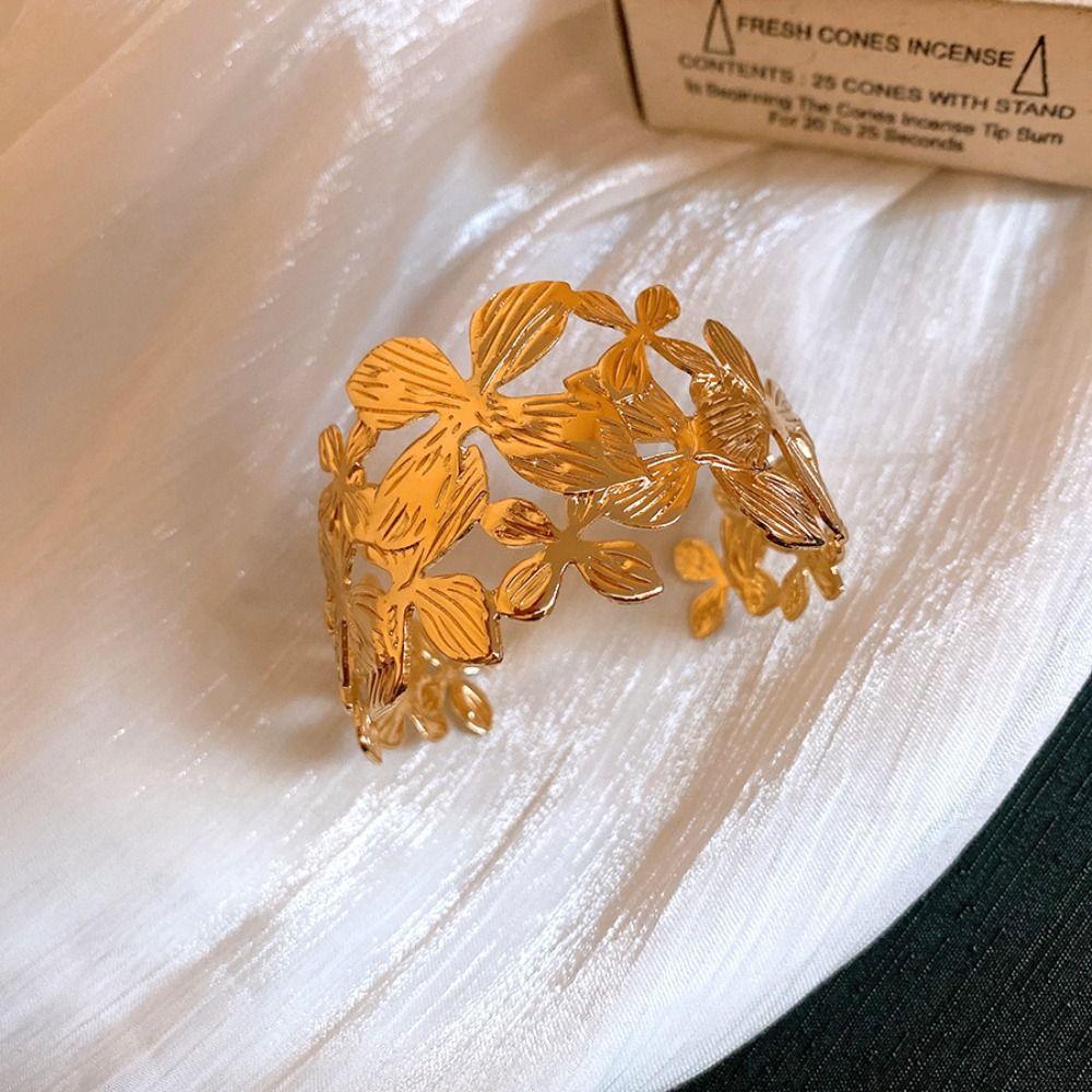 Gold/silver Flower Cuff Bangle Exquisite Open Bracelet Fashion Hollow Bangle  Party