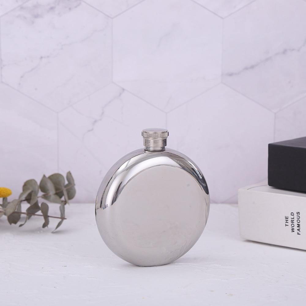 Stainless Steel Round Whiskey Flask 5/8 Oz Hip Flask Portable Pocket Wine Flagon Outdoor