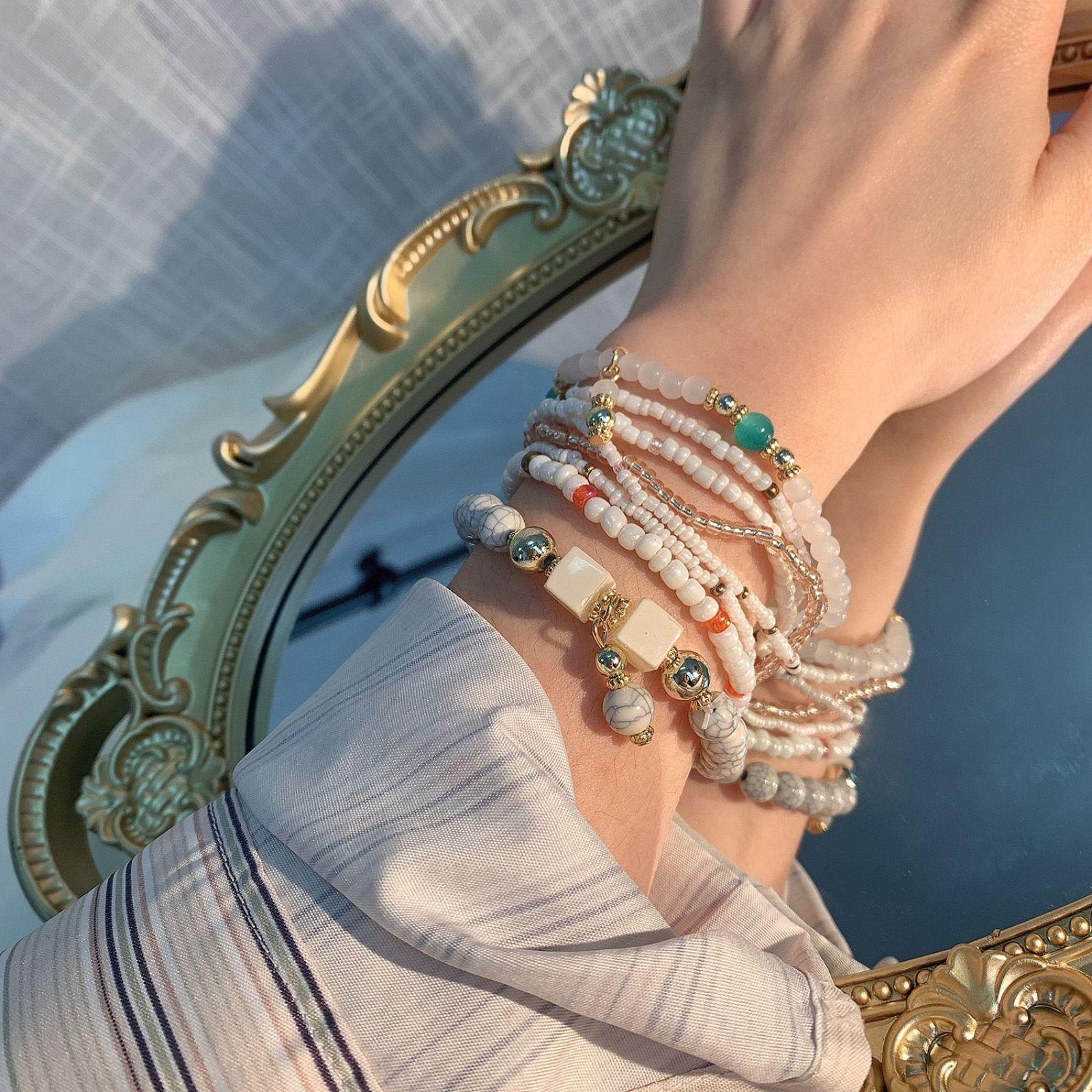 

Bohemian Creative Rice Bead Bead Bracelet 8 Combination Turquoise Elastic Bead Bracelet One Size білий