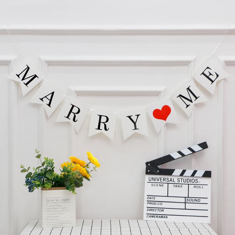 Valentine's Day Bilingual Fishtail Banner: Birthday, Proposal, Confession, Decorative Hanging Flag