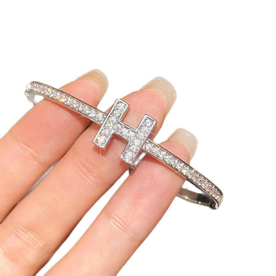H-Shaped Diamond Shadow 18K Gold Plated Zirconia Hollow-Out Bracelet - Luxurious Hand Chain Jewelry