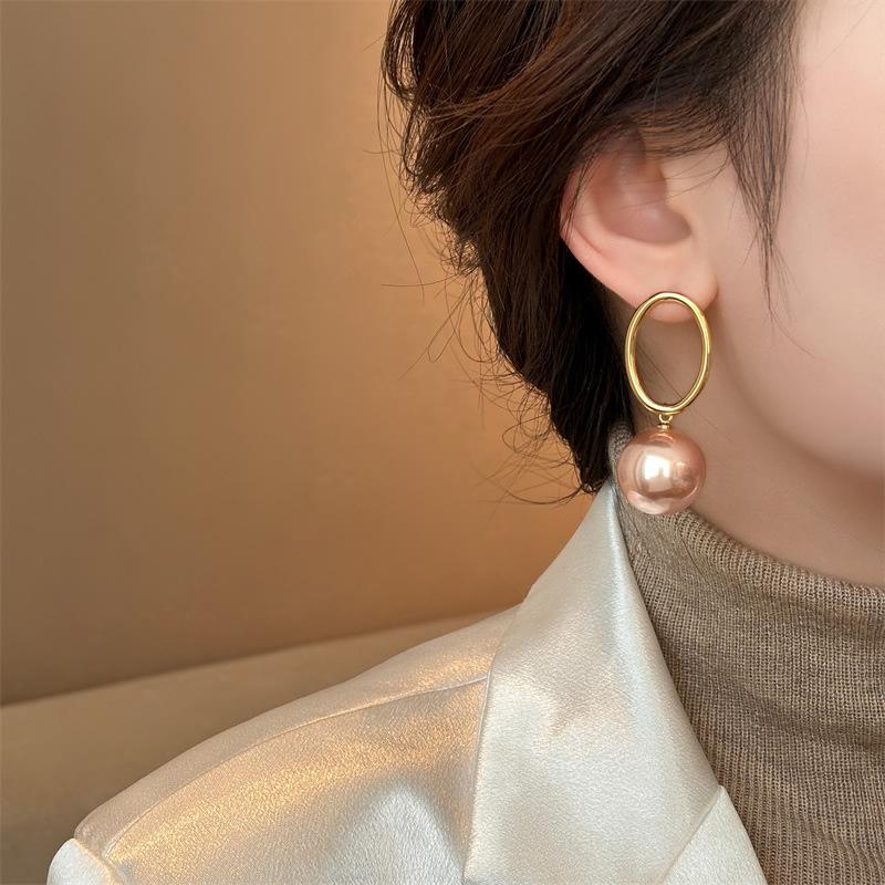 Vintage Oval Pearl Earring for Women Elegant Delicate Temperament Fashion All-match Drop Earrings Women Accessories