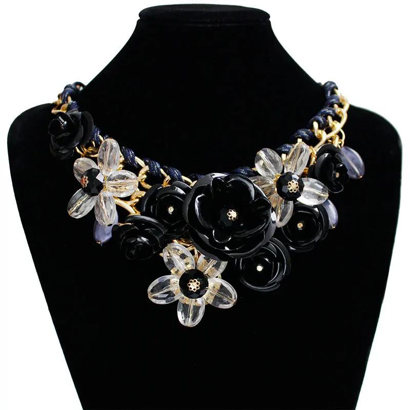Collana con catena dorata stile punk, corda intrecciata, ciondolo fiore colorato, moda esagerata, stile nazionale, collana da street style