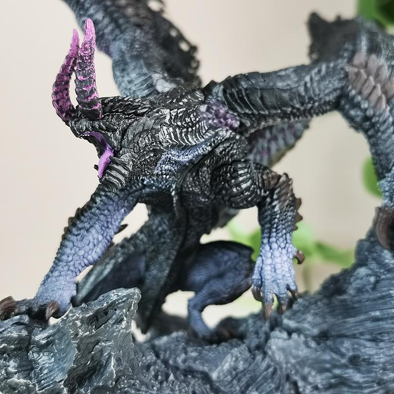 18 cm große Monster Hunter World Gore Magala Spielfigur, Modellstatue, Sammlerstück für Jungen, Schreibtischdekoration, Spielzeug, Geschenk