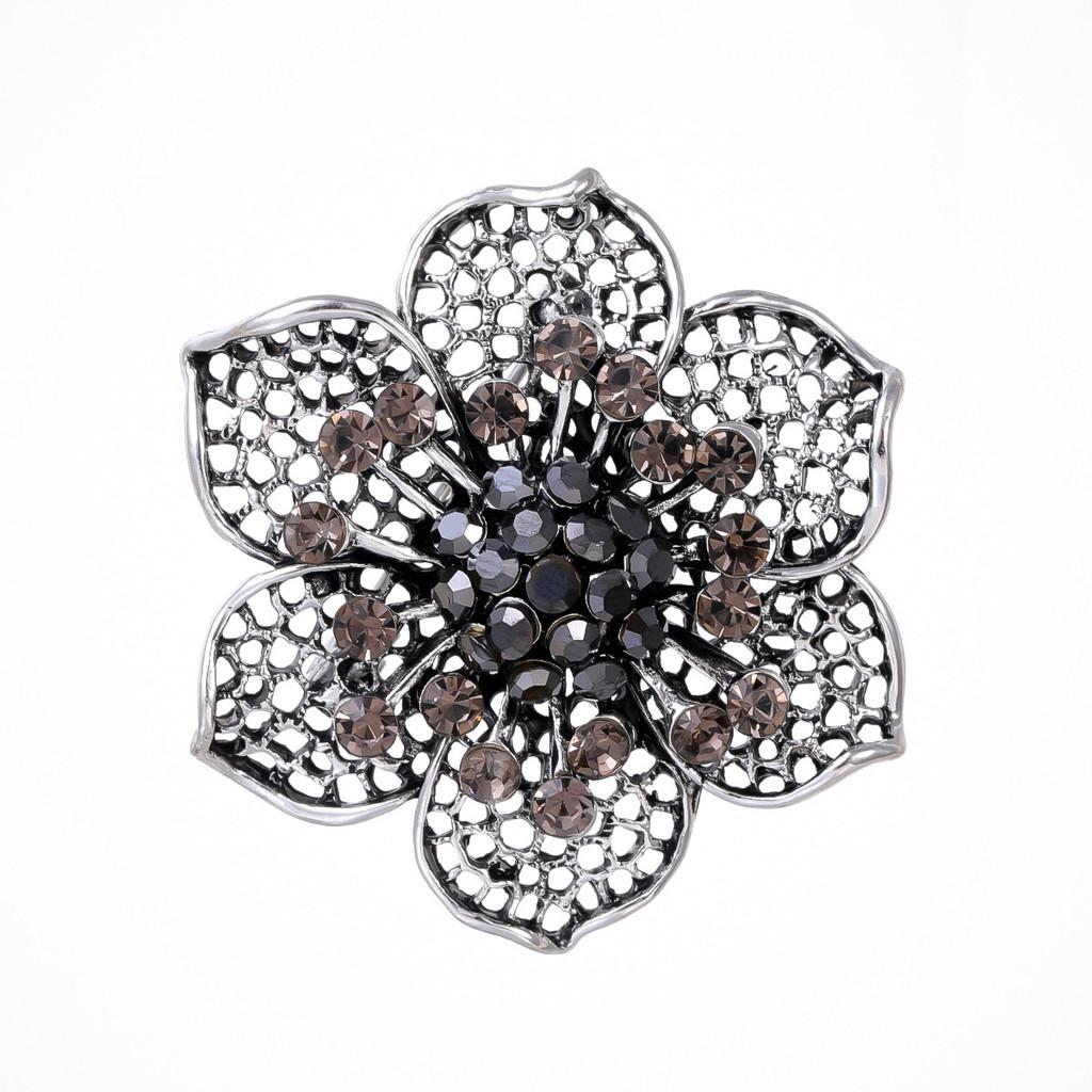 

Винтажная Цветочная Брошь из Металла с Водяной Дырочкой для Женского Модного Аксессуара серебряный