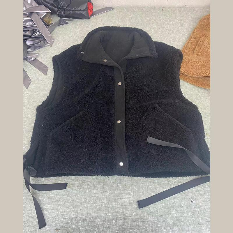 Fall and Winter Women's Faux Wool Vest Casual Sleeveless Jacket Oversized Buckle Vest Coat with Pockets