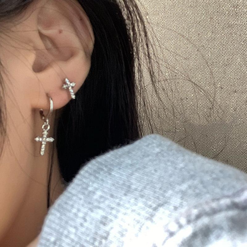 Punk Asymmetric Cross Earrings Single Ear Exaggerated Style Fashion Personality 100% Match Trend Women's Dainty Daily Versatile Earrings