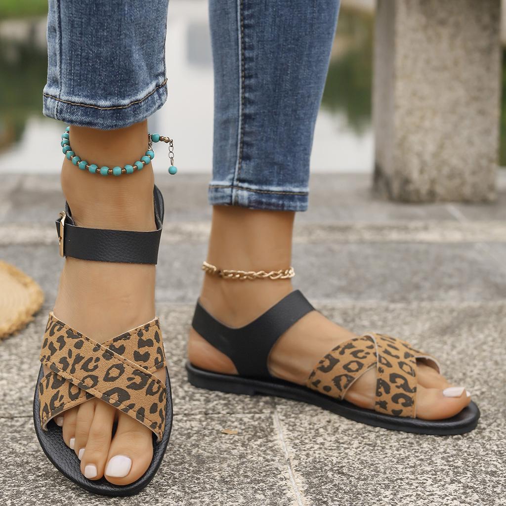 20252025 summer foreign trade new large size flat leopard print hollow buckle retro sandals