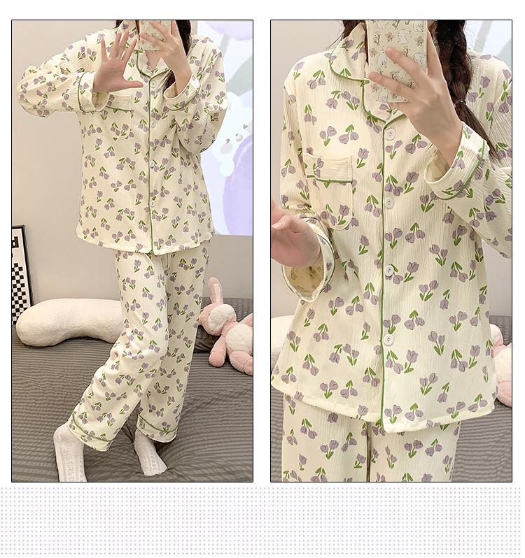 2024 Cute Spring/Autumn Women's Crepe Pajama Set with Chest Pad, Lapel Cardigan, Long-Sleeved Top, and Trousers.