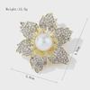 Lanhao Koreanische Brosche mit sechsblättriger Perle, Kamelie und Sonnenblume – umweltfreundlicher Schmuck