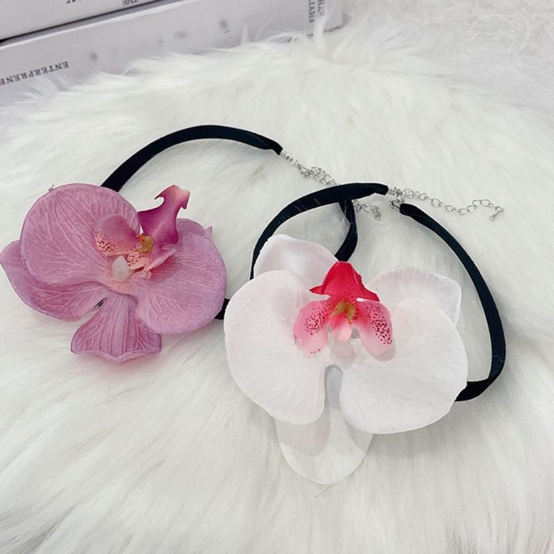 Phalaenopsis Blossom Necklace Simulation Flower Neckchain Women Girls Collarbone Chain Eye Catching Choker Accessory