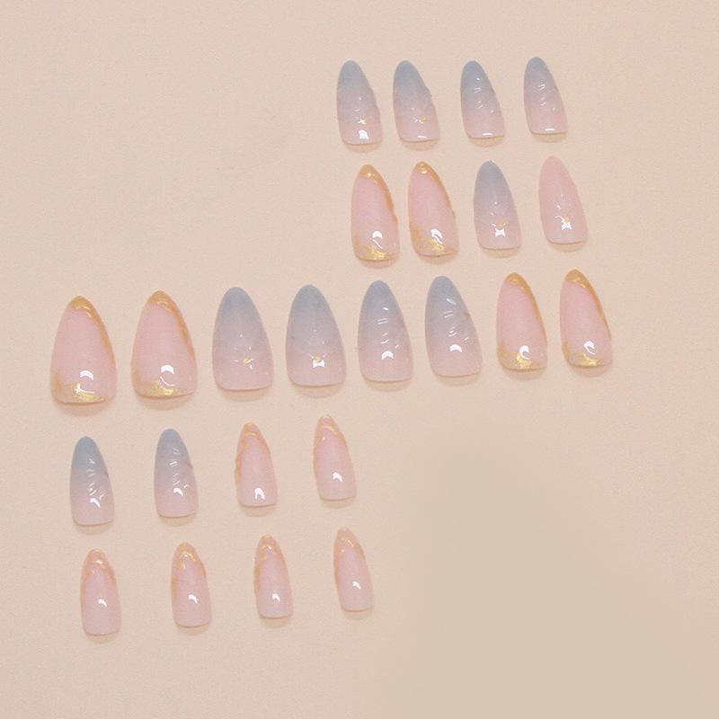 Künstlicher Nagel, dreidimensionales, abnehmbares Nagelkunststück, einfacher Fleck, unregelmäßiger Nagelfleck aus Goldfolie, 24