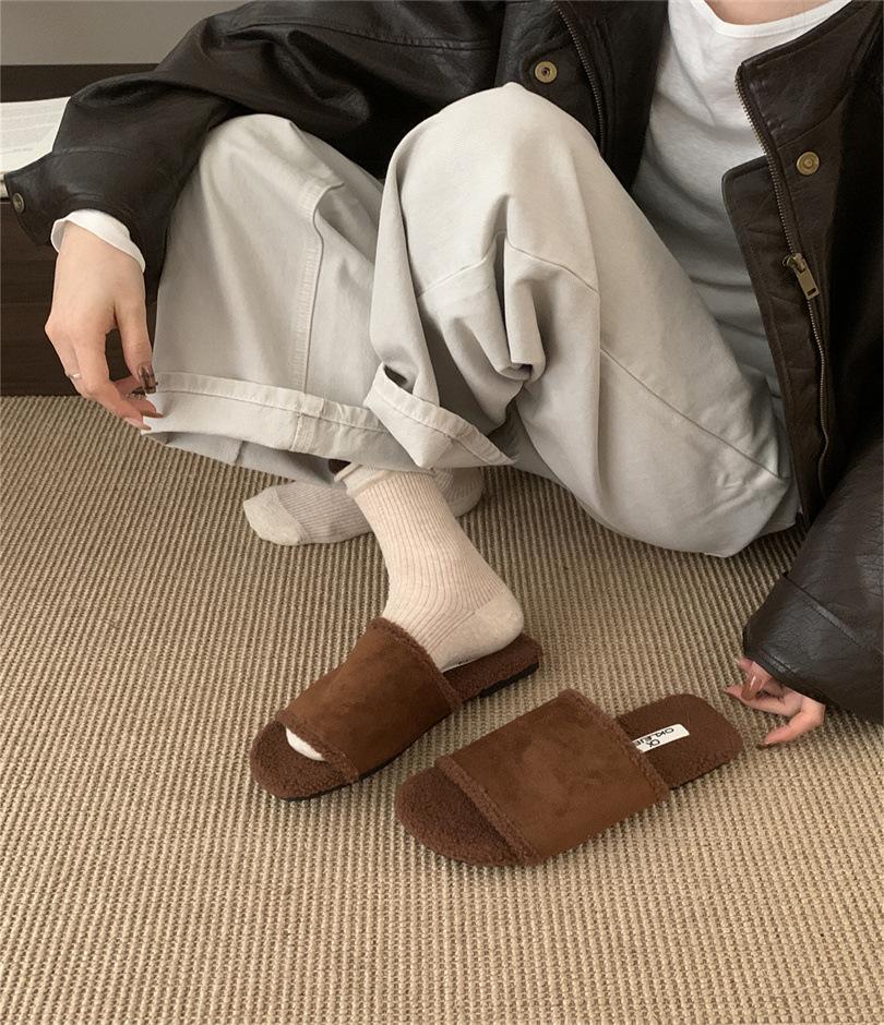 Niche Fluffy Slippers Fluffy 2025 Temperament Leopard Print Retro Fashion Lazy Soft Bottom Comfortable Home One-word Drag