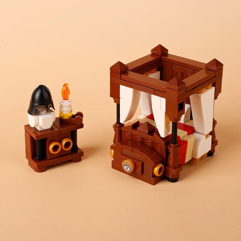MOC Notice Board Building Blocks Bee Farm Fountain Bonfire Stove Medieval Town Street View Water Wall Bridge Road Sign Brick Toy