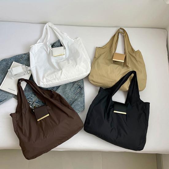 Keychain Tote Bag Foldable Expandable Mini Bag with Key Ring Portable Nylon Handbag Reusable Travel Grocery Bag for Daily Shopping Supplies