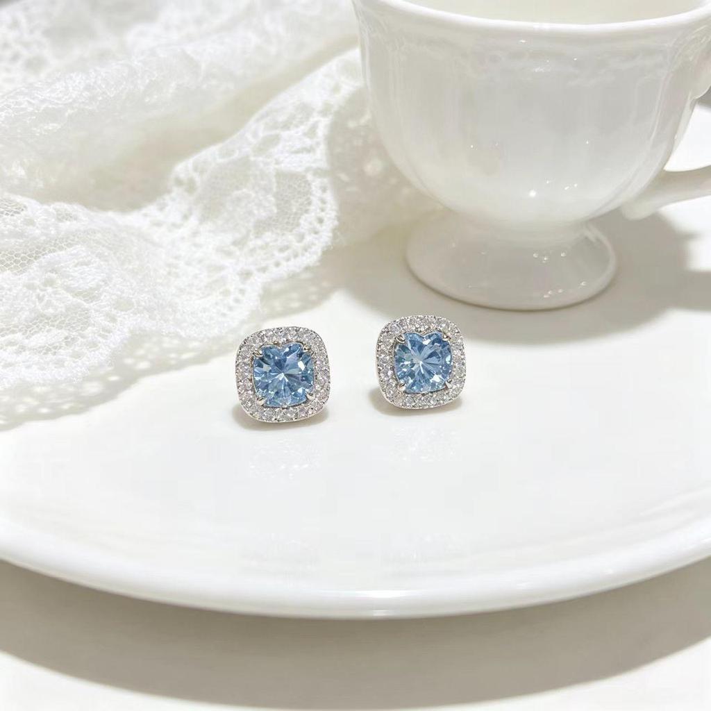 Exquisite Zirconia Square Candy Stud Earrings: Japanese-Korean Luxury, High-End Shine